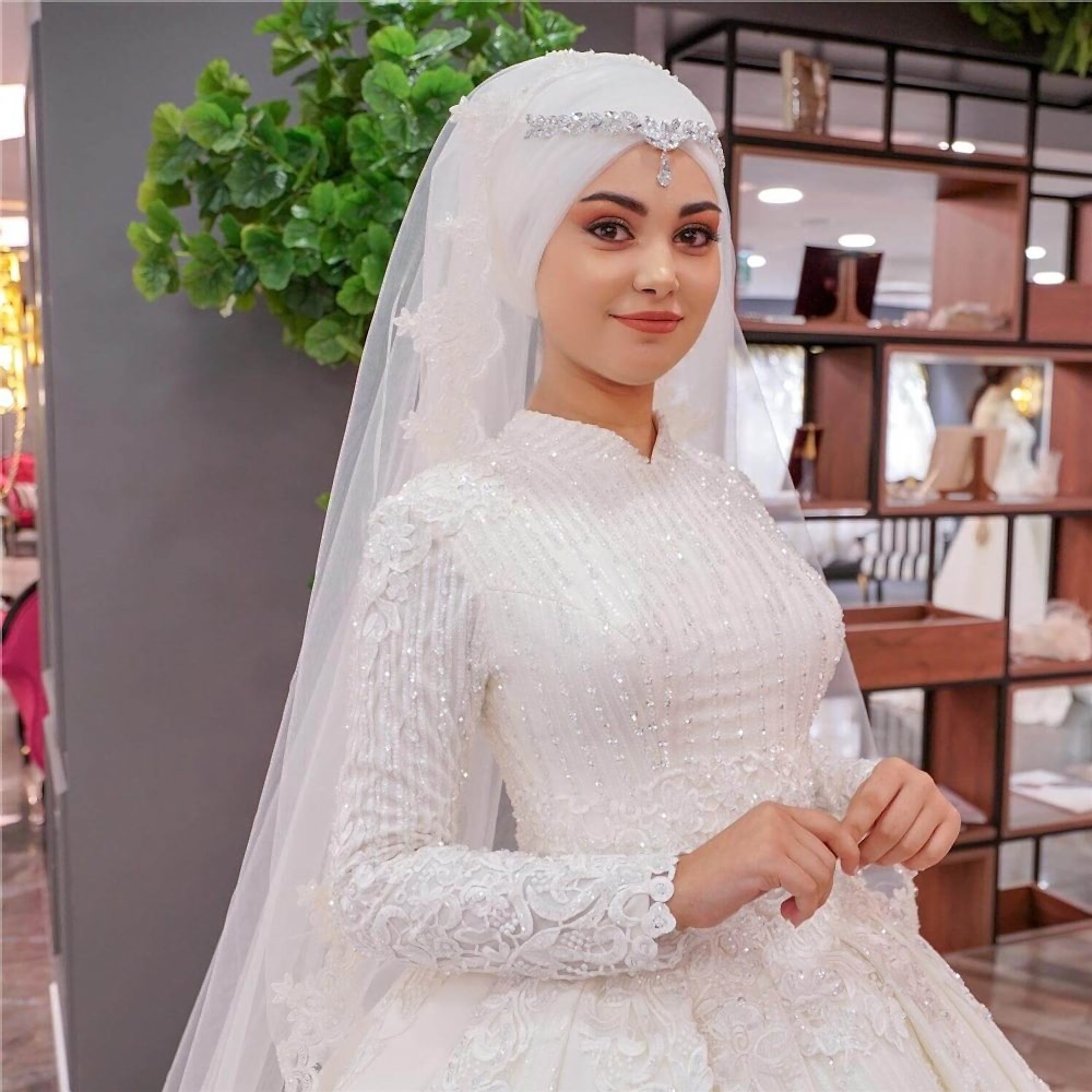 Dantel İşlemeli Işıltılı Kuyruk Etekli Prenses Tesettür Gelinlik